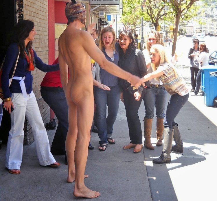 Naked Man In Public 28 Photos