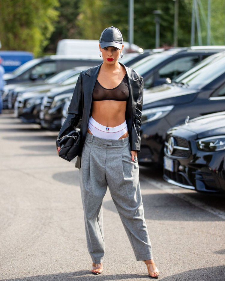 Jessica goicoechea in the forest boobs