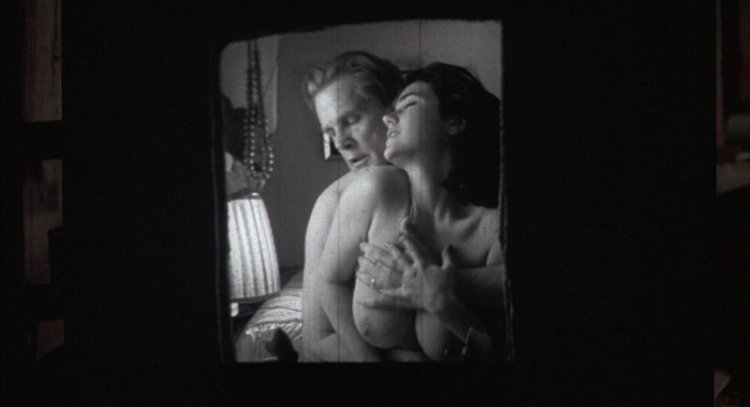 Jennifer Connelli naked rock Mulholland