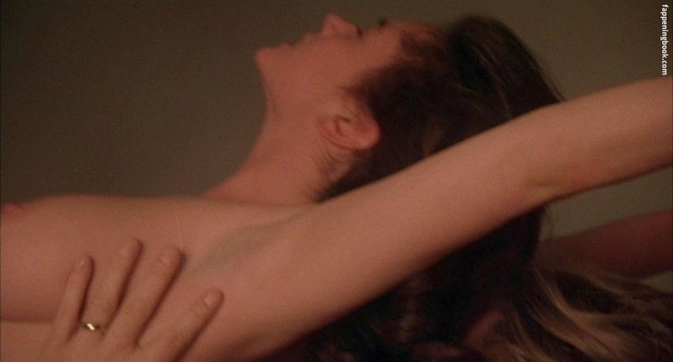 Jennifer Connelli Naked