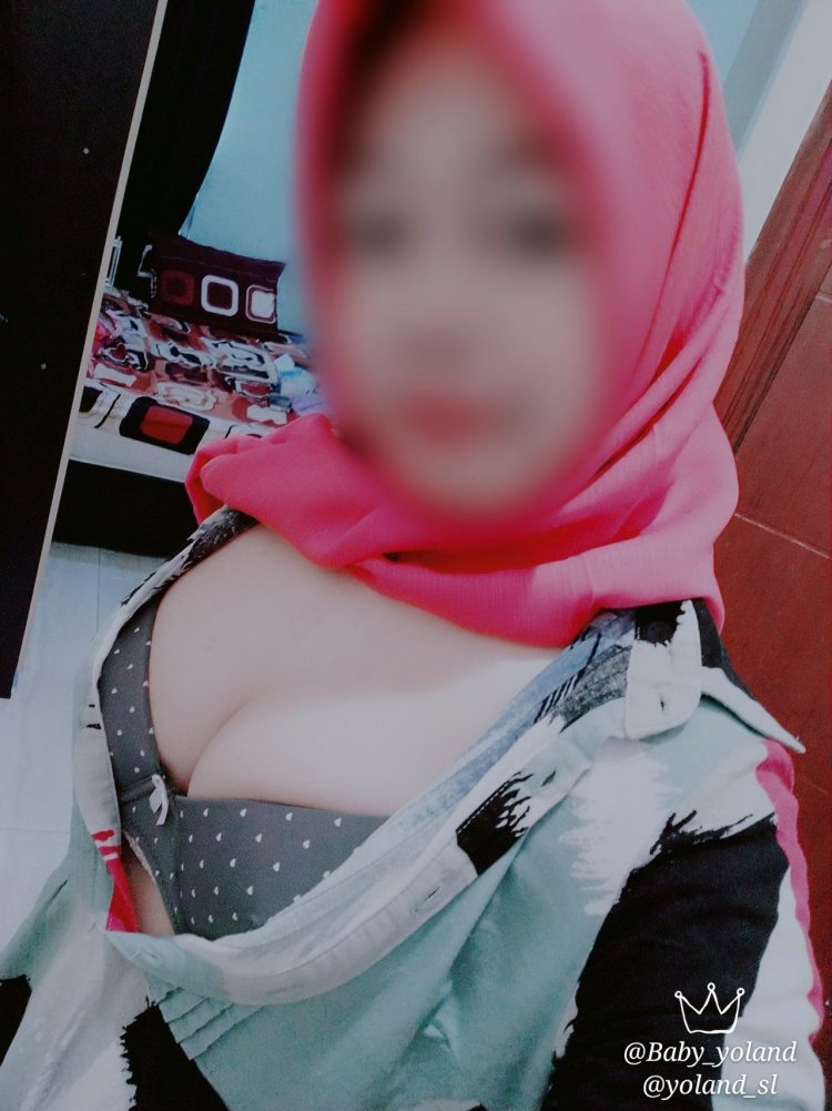 Cewek Jilbab Bugil Hot