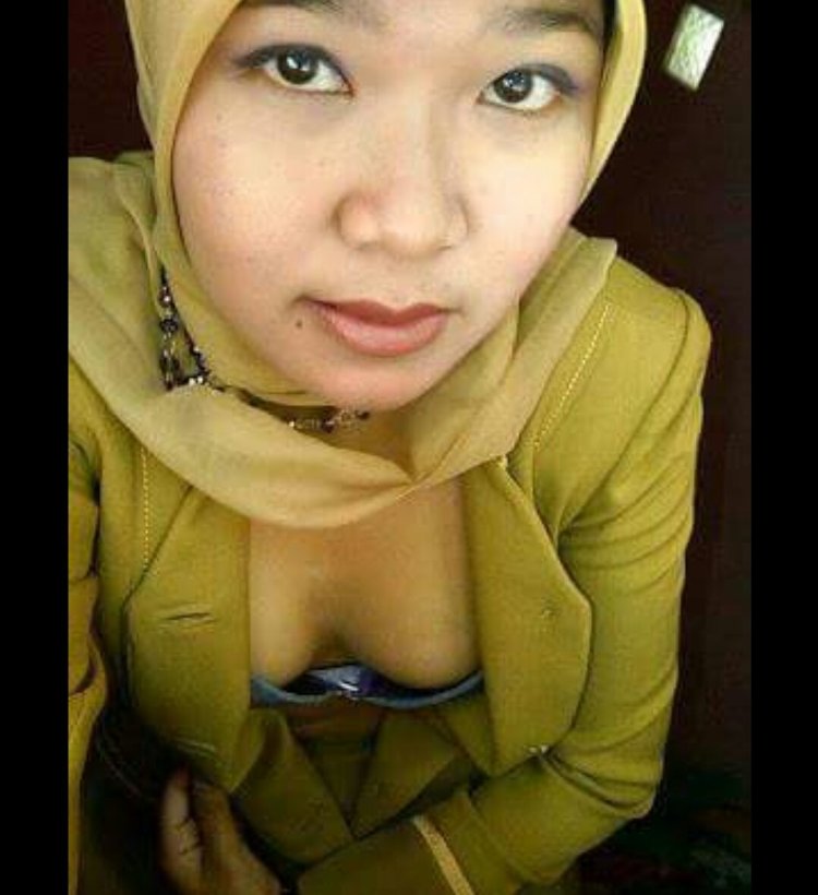 Jilbab pns