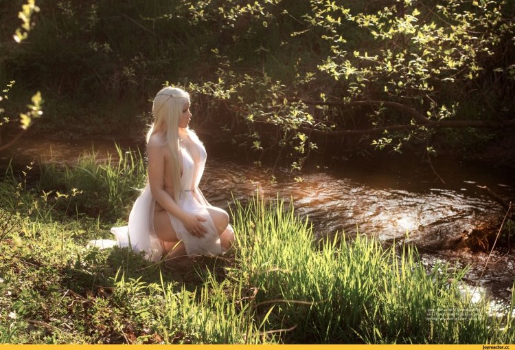 Eluna Cosplay is naked