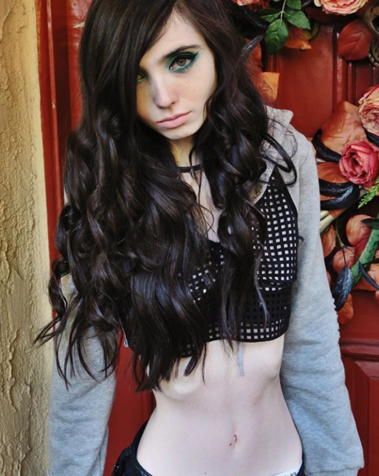 Eugenia Cooney 2019