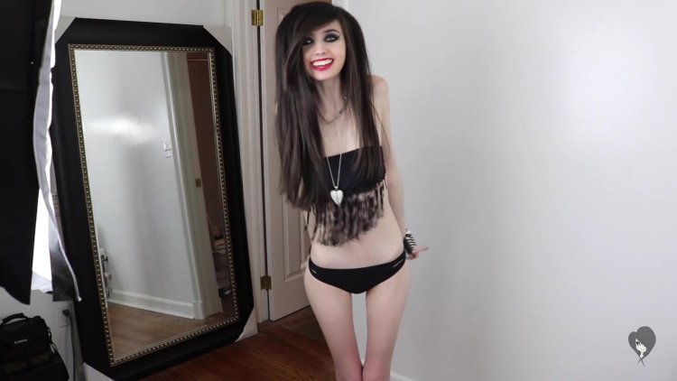 Eugenia Cooney anorexia
