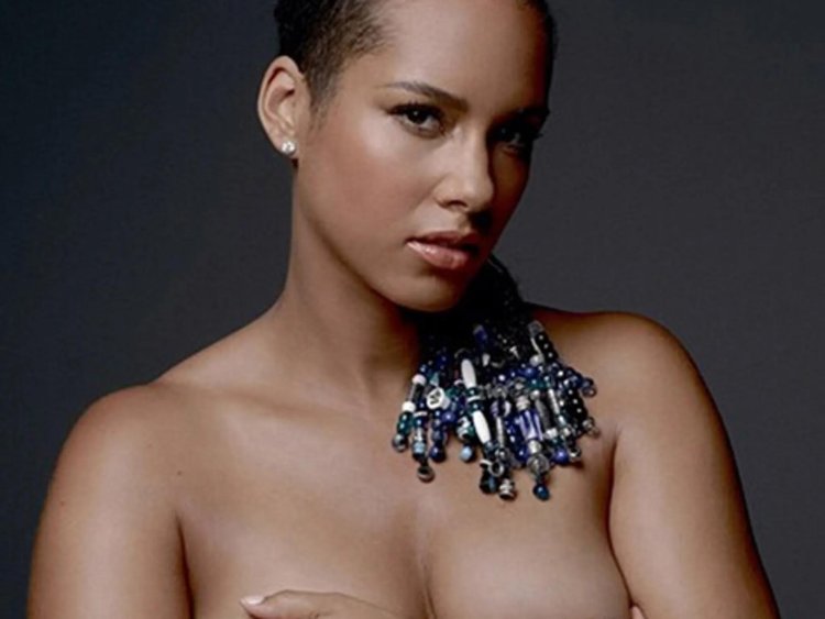 Singer Alicia Keys