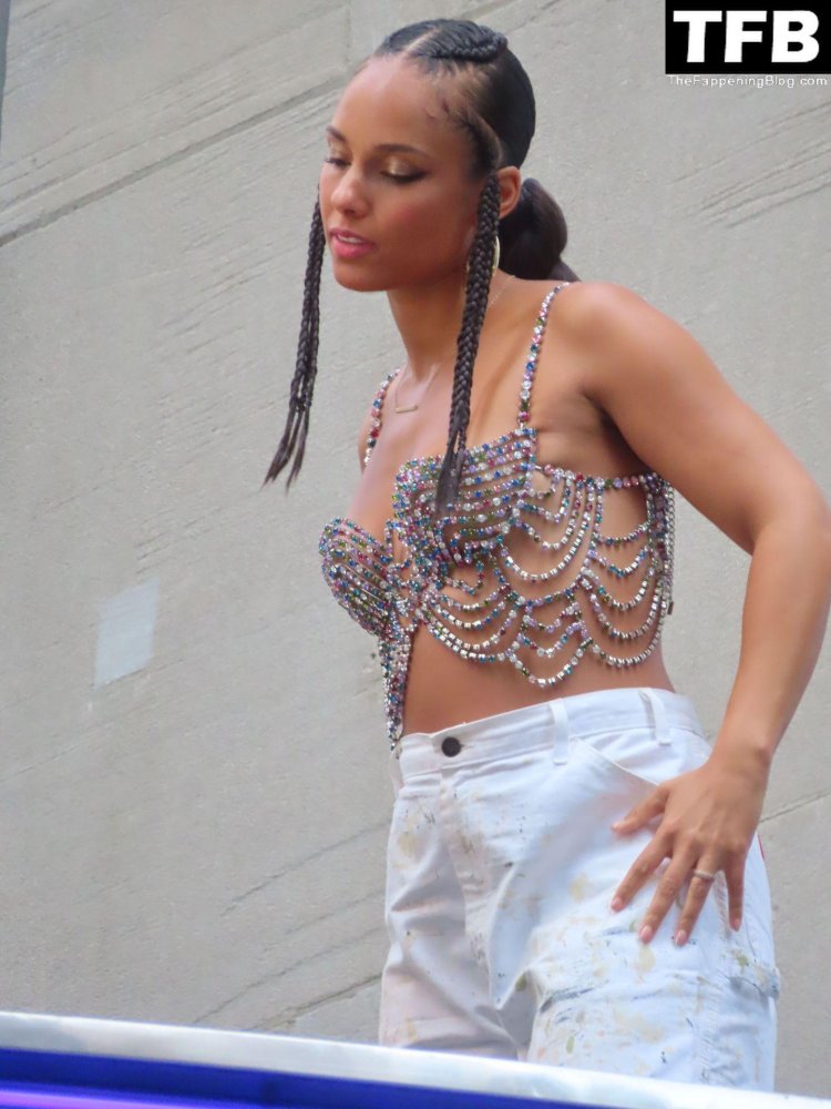 Actress Katherine Highgl Nude