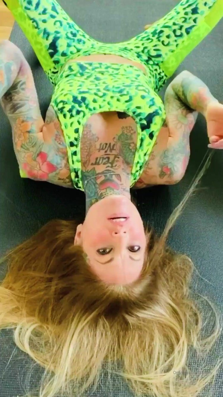 Peniir for the bride