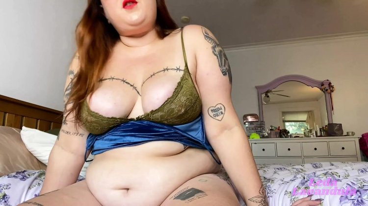 Super thick naked women