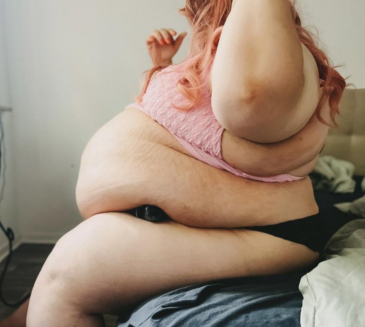 Overwhelmed Fidi Chloe