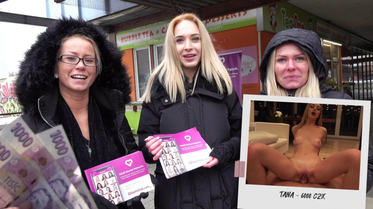 Naked girls in public places