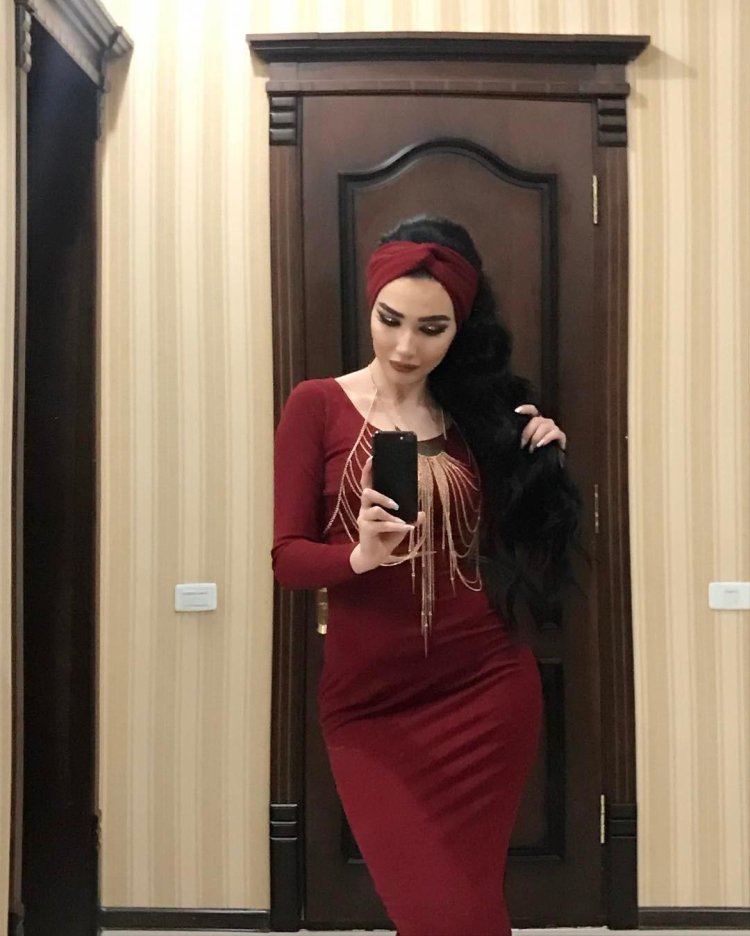 Munisa Rizaevaning Singlisi