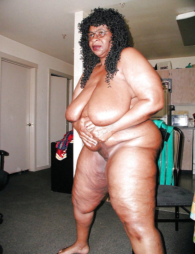 Thick old asses in stockings