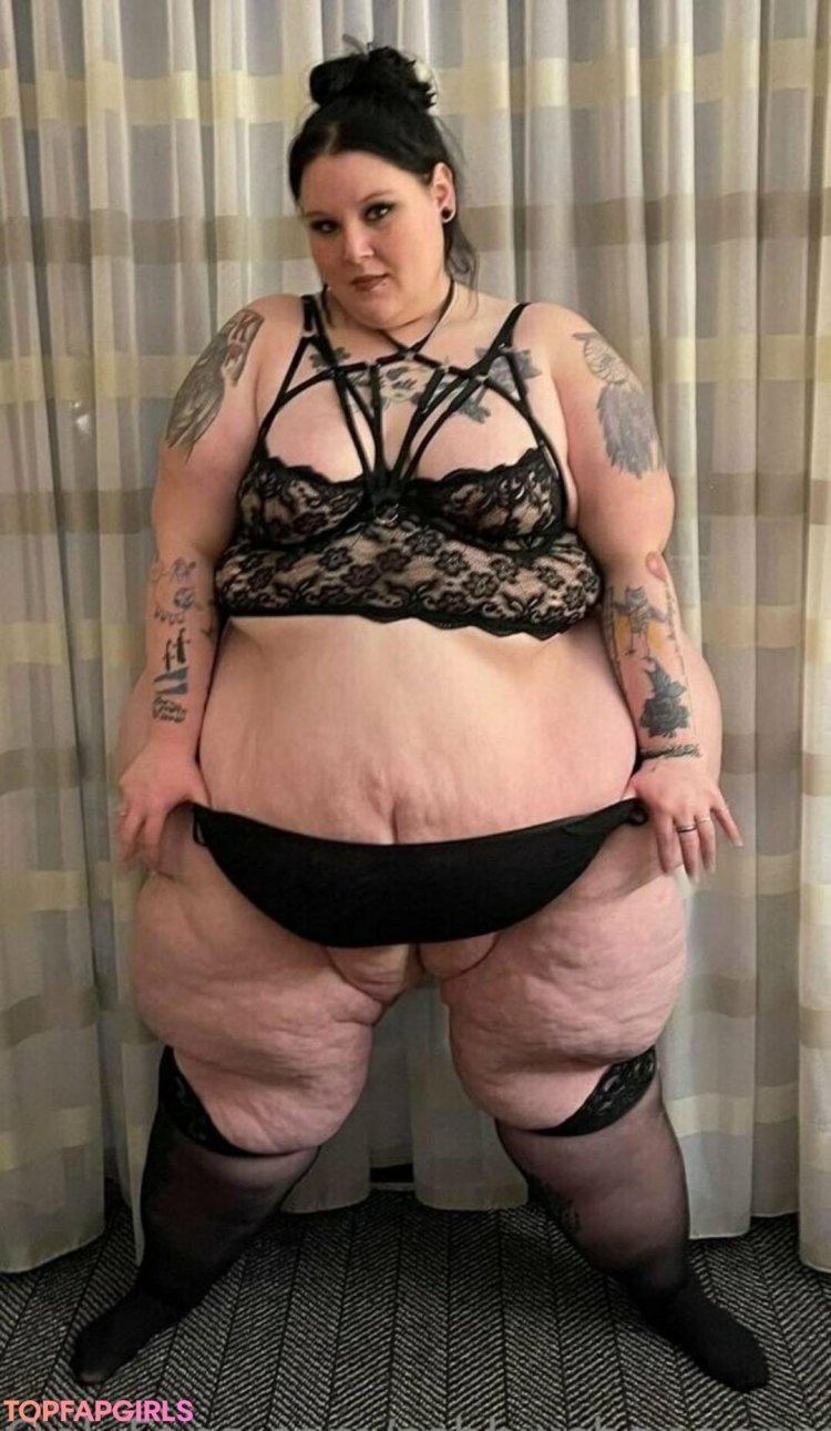Thick naked fat women