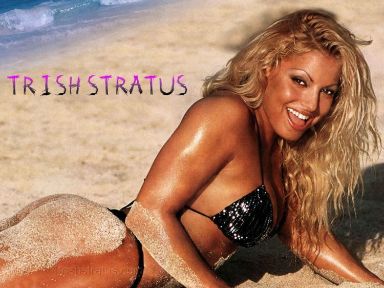 Trish Stratus nude