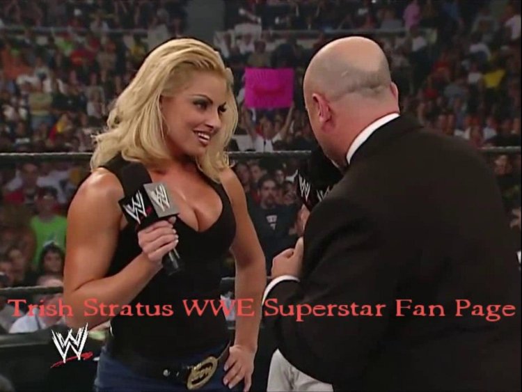 Trish Stratus Women Restlers
