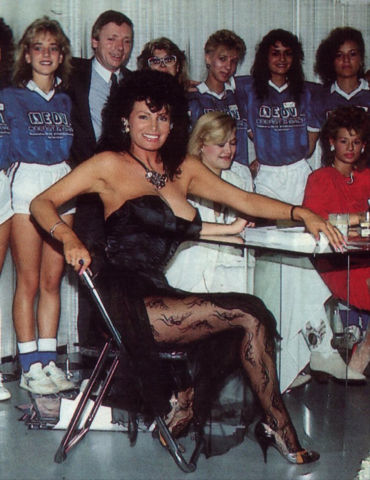 German porn films with cassettes