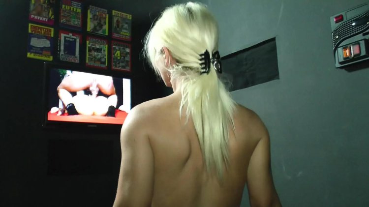 Vivian Schmitt double penetration