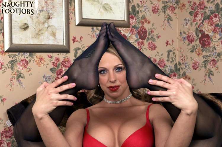Footjob porn