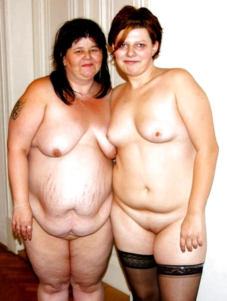 Naked dumplings in the mirror private