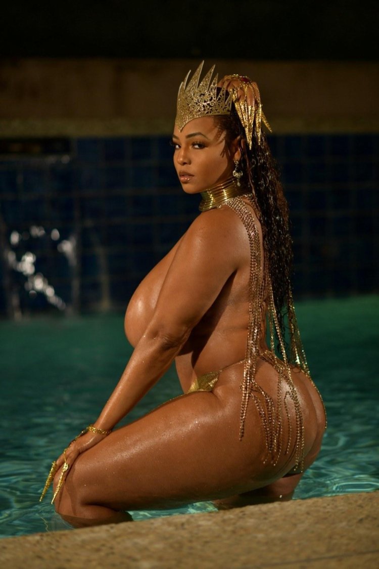 Stephanie Nelson Persephanii halo naked