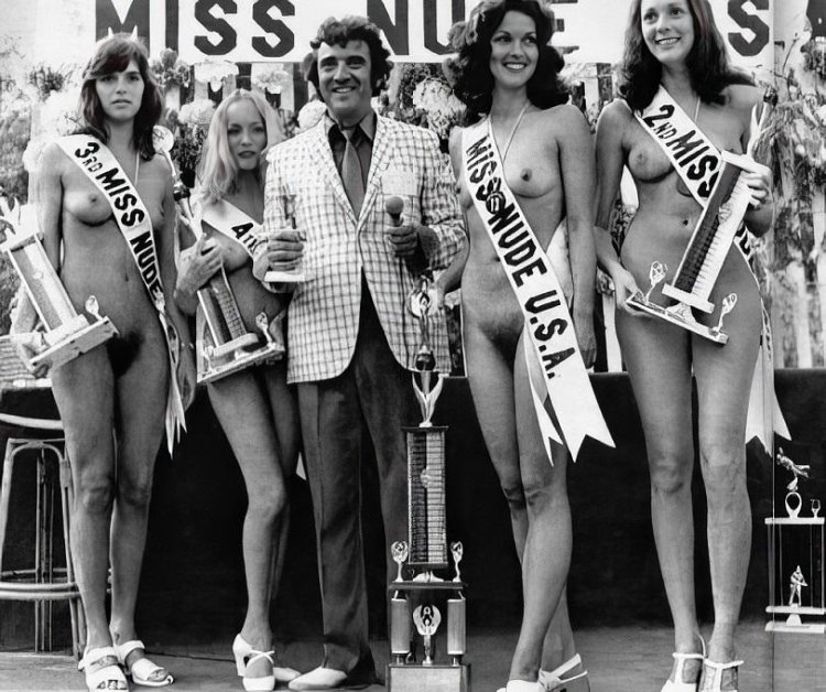 Retro naked beauty contests