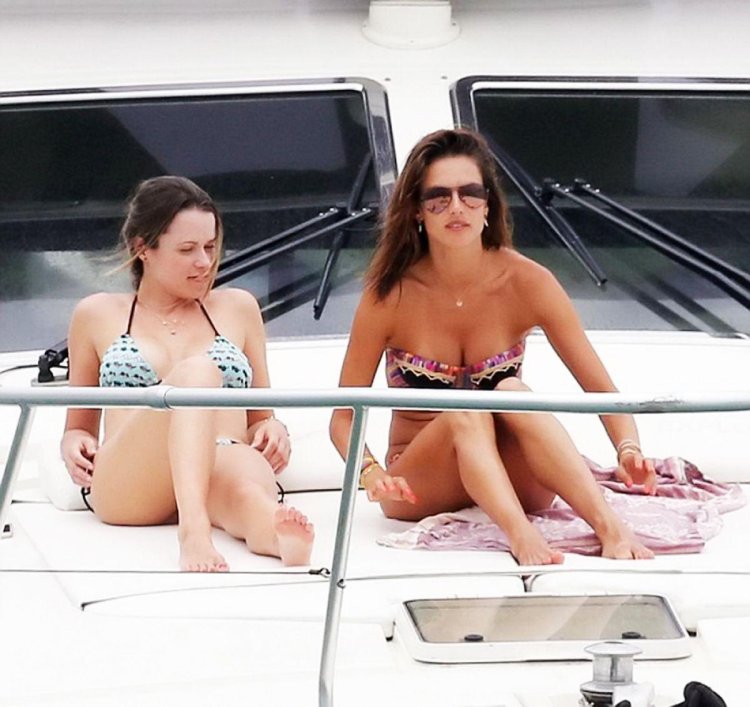 Alessandra Ambrosio on a naked yacht