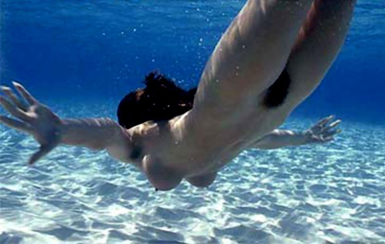 Underwater something XXX