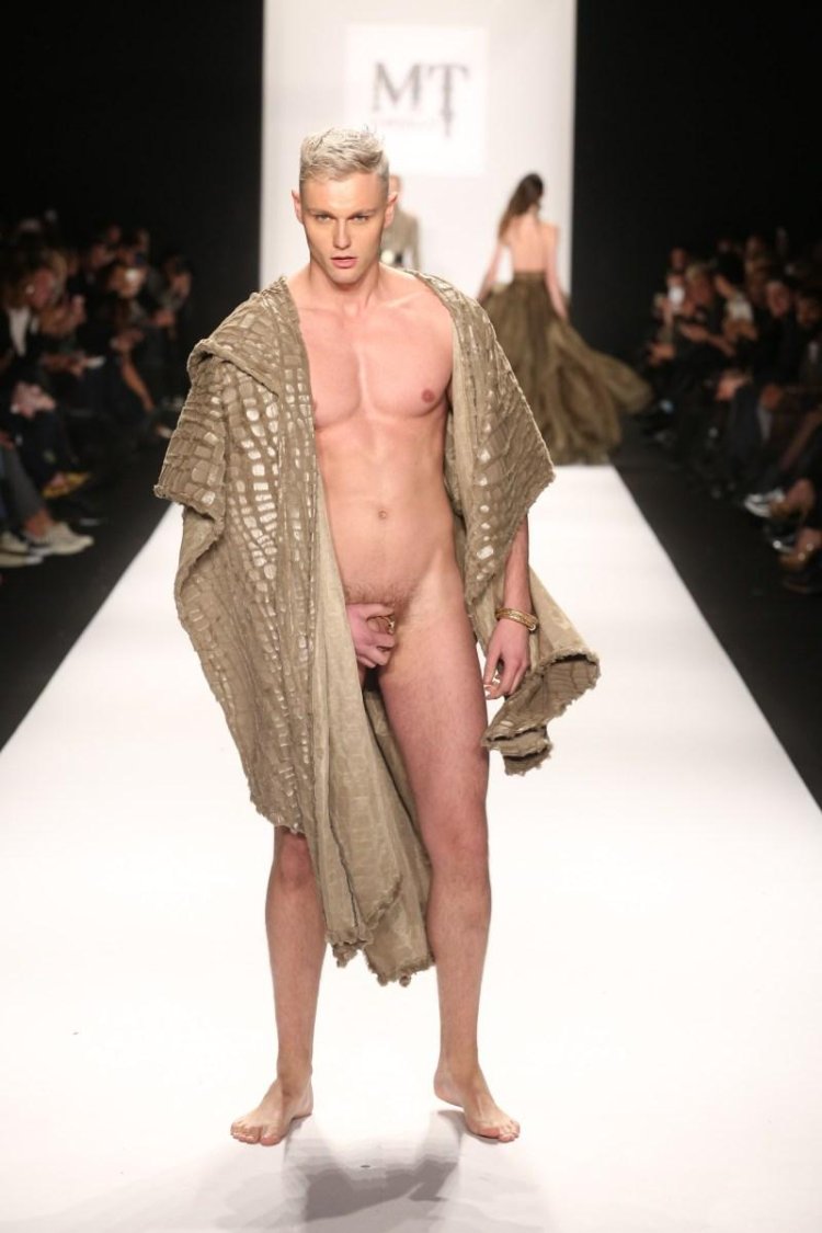 Naked fashion