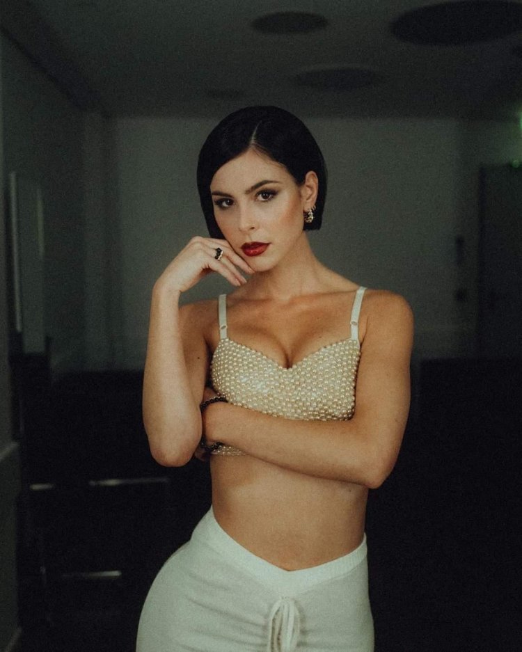 Lena Mayer-Landworm Naked