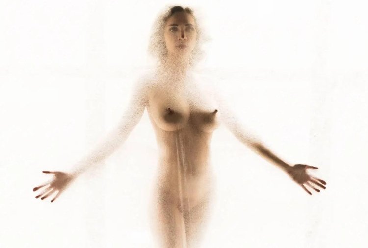 Jennifer Connelli Naked Requie