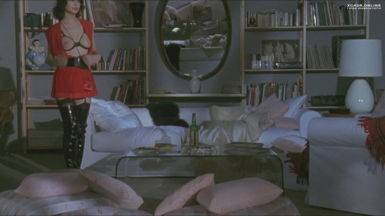 Claudia Coll all ladies do this 1992