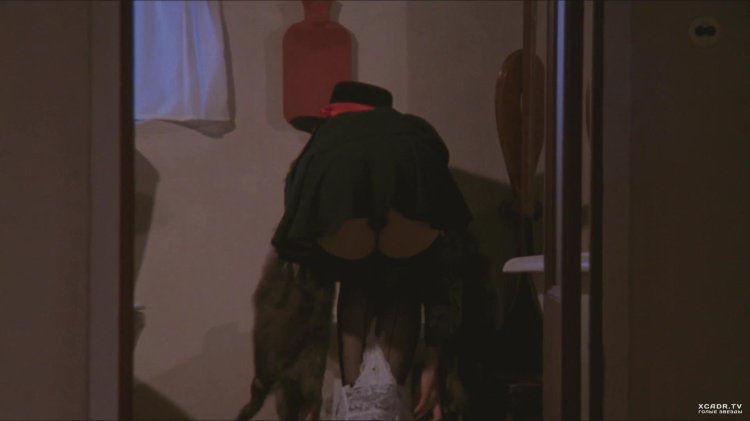 Claudia Coll all ladies do this 1992