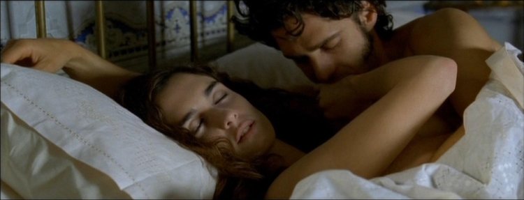 Carmen Cashcan actress