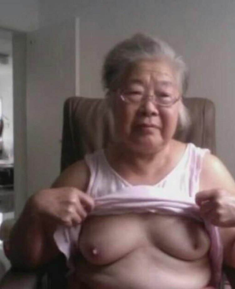 Naked Chinese old women