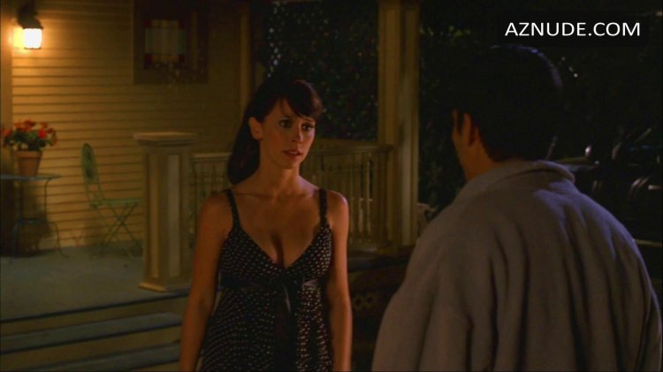 Jennifer Love Hwitt who speaks ghosts