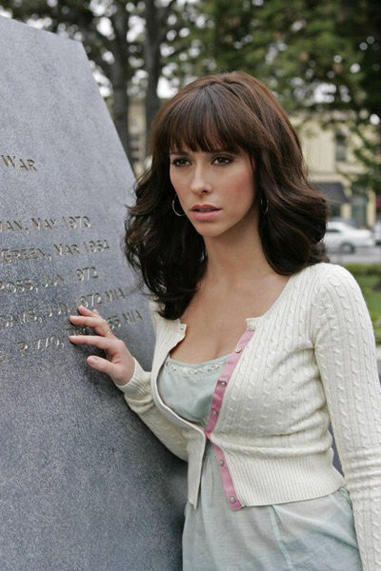 Jennifer Love Huguit