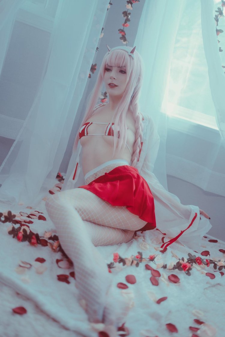 Zero Cosplay Ellesclub