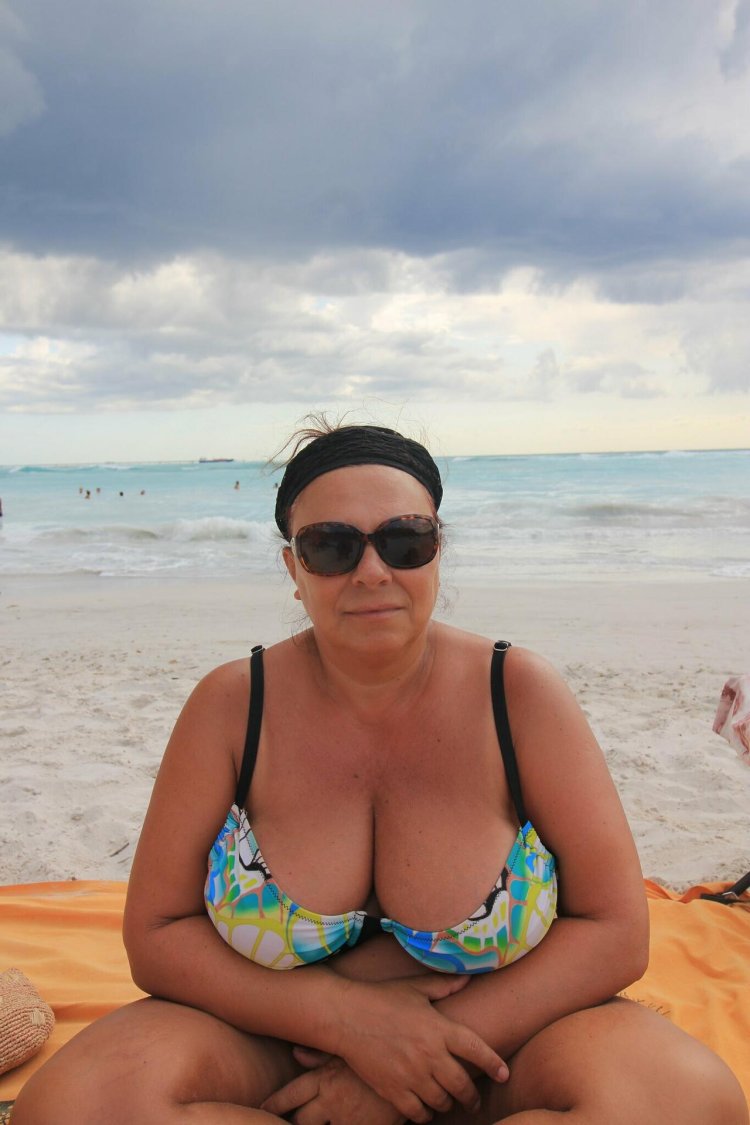 Busty granny private