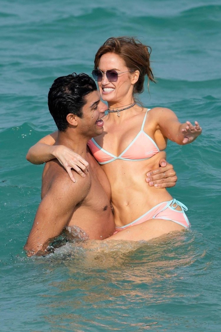 Celebrities in swimsuits