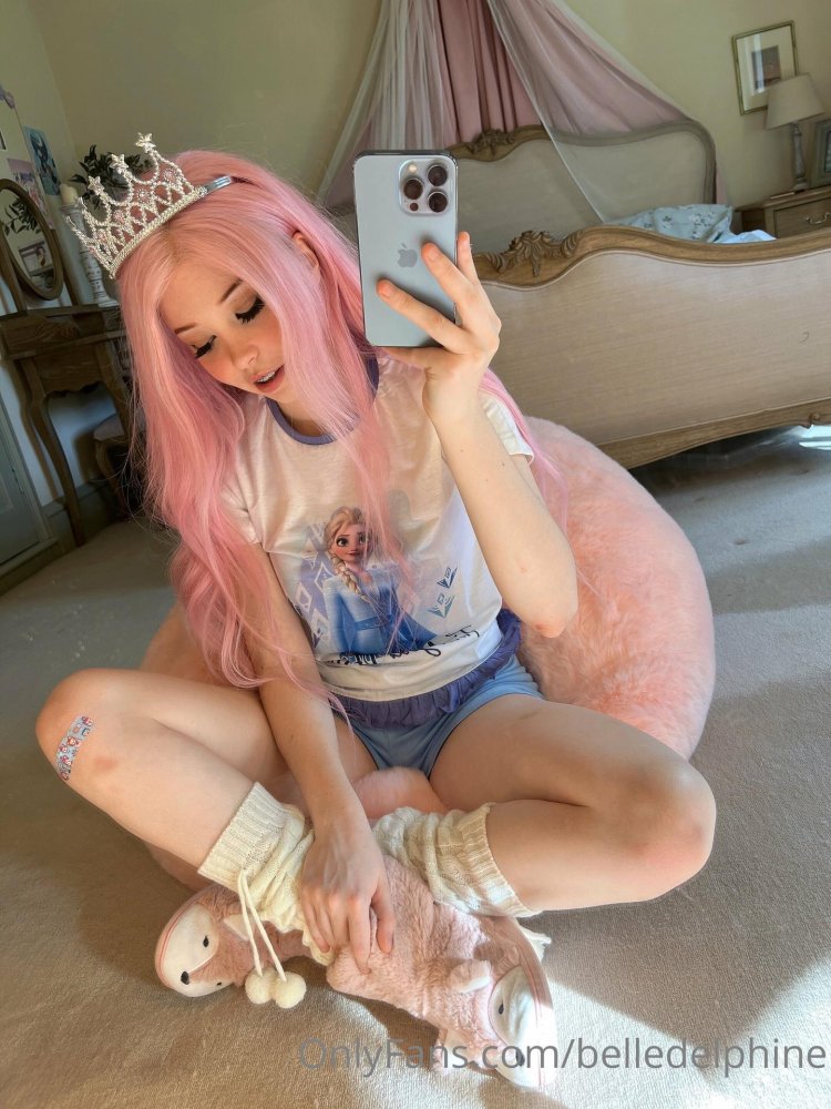 Bel Dolphin Belle Delphine