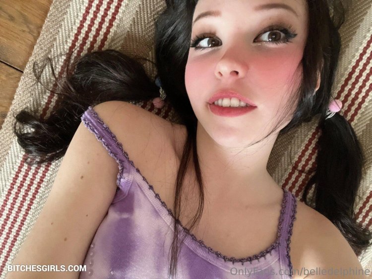 Model Belle Delphine