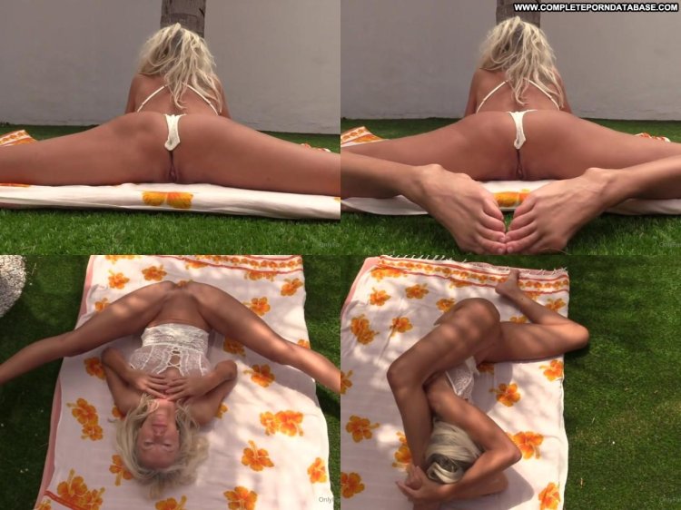 Flexible girls without clothes