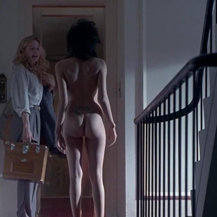 Angelina Jolie Jia Nude