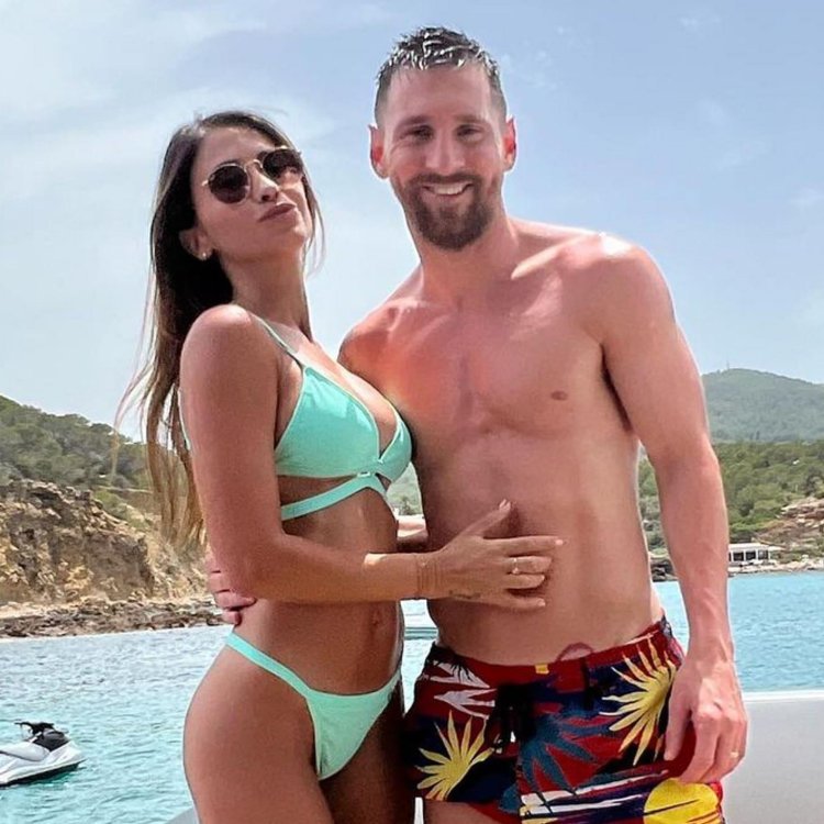 Lionel Messi and Antonella Rokutszo