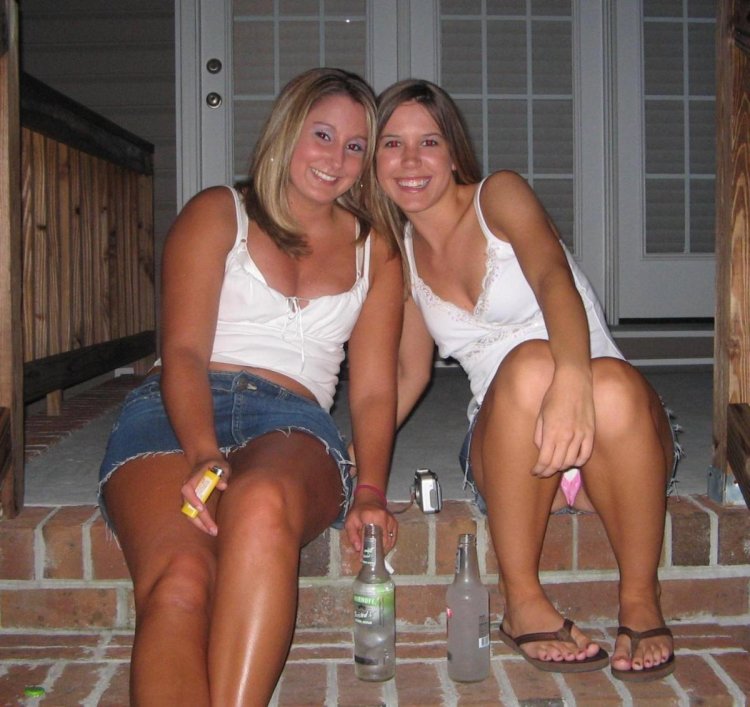 Two girls Private Upskirt