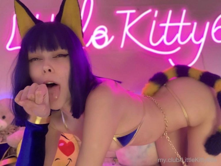 Sweetie Fox cosplay Ankha