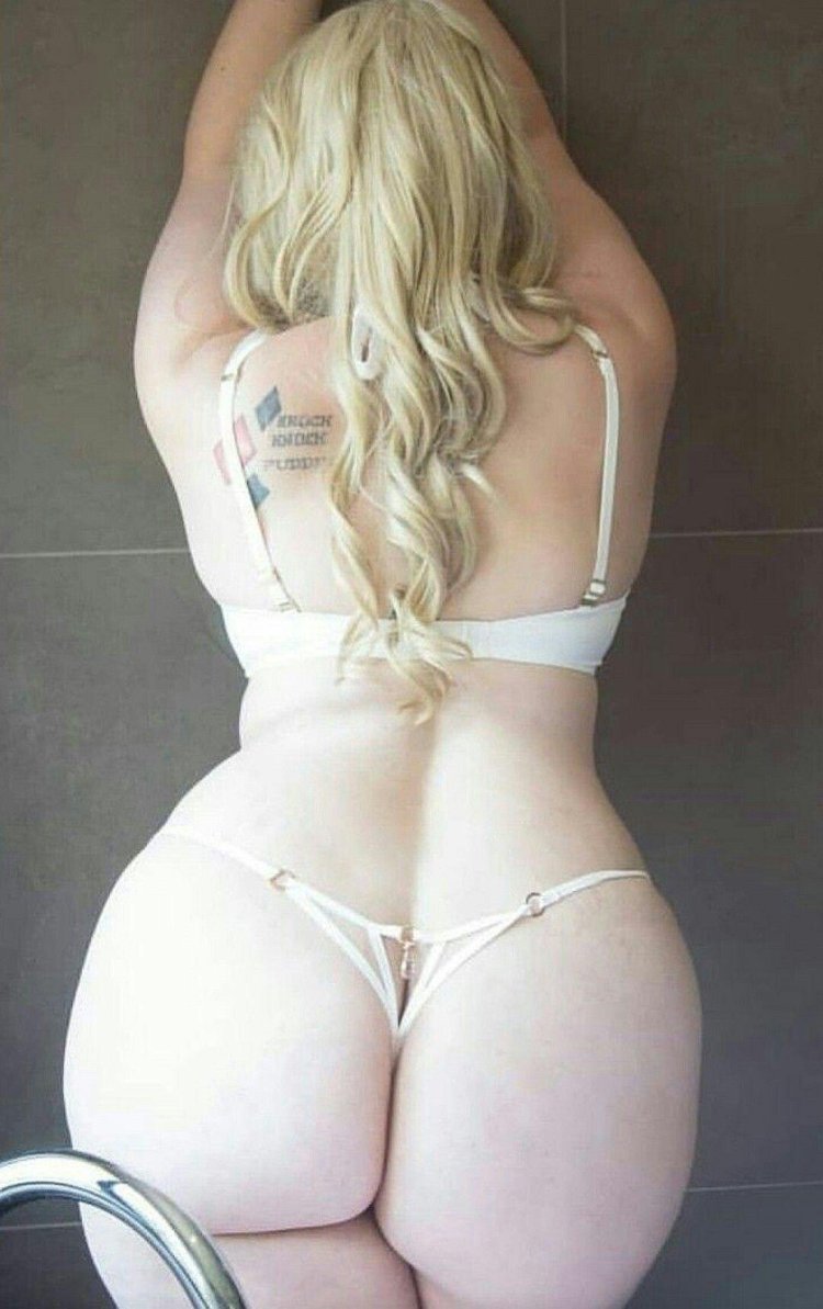 Iskra Arabella Lawrence