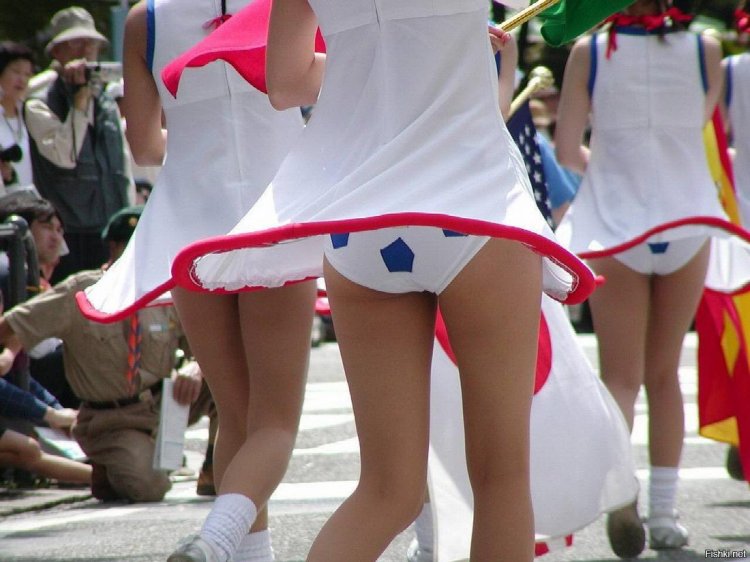 Japanese girls lit up