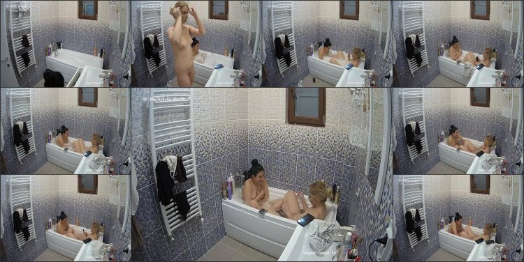 Bi steam with a friend Voyeur House